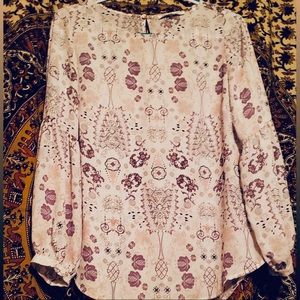 🌸Tunic Blouse Bell Sleeve Boho Medium🌼
